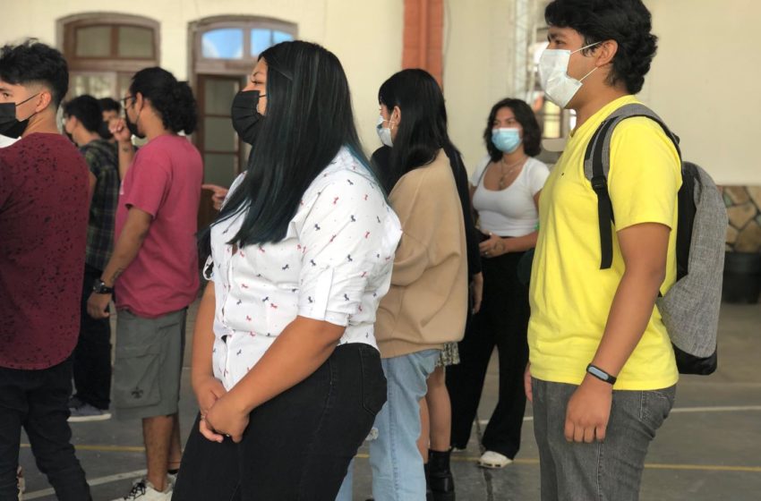  Se realiza una convivencia con más de 30 estudiantes de Diseño Gráfico