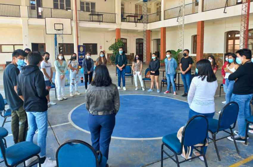  Centro de estudiantes reúne a 20 nuevos integrantes para la UCB Tarija